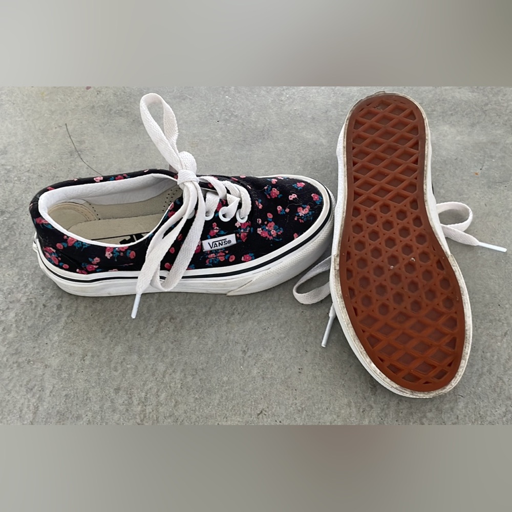 Girls vans size 11